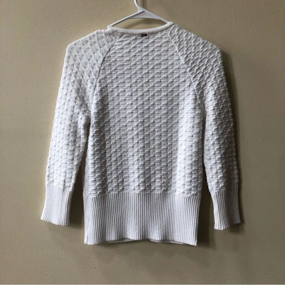 St. John Sweater - Picture 5 of 6